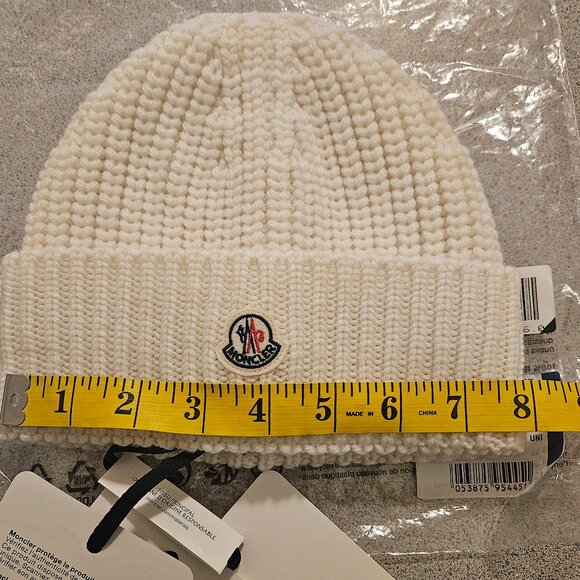 Moncler Berretto Tricot 100% Virginia Wool Beanie Hat - Picture 4 of 10